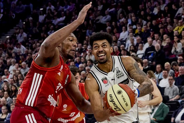 German Basketball BBL Cup, FC Bayern Munich Basketball vs BMA365 Bamberg BASKETS, Munich FC Bayern Basketball, Bamberg Baskets MBA365, 2026 02 21 in Munich SAP Garden WATSON Ibi BMA365 Bamberg BASKETS Small Forward SF Nr2 BAM2 , MCCORMACK David FC Bayern Basketball Center C Nr33 FCBB33 sportworld Munich SAP Garden Bayern Germany