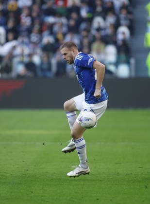 Ivan Smolcic of Como 1907 during the Italian Serie A, 2025 2026 season, football match between Juventus FC and Como 1907 on 21 February 2026 at Allianz Stadium, Turin, Italy. Photo Nderim Kaceli  Copyright: xNderimxKaceli IPAxSportx xipa-agency.netx xx IPA_71822952 IPA_Agency_IPA71822952