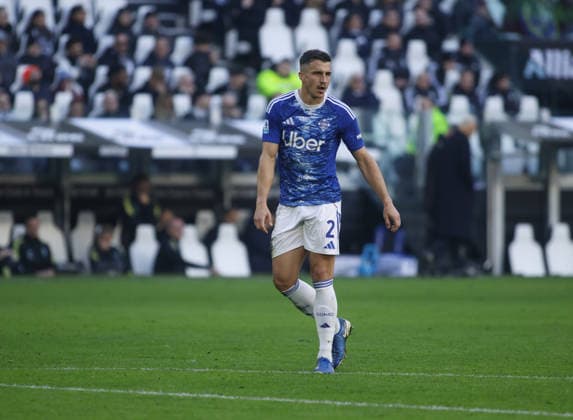 Marc Oliver Kempf of Como 1907 during the Italian Serie A, 2025 2026 season, football match between Juventus FC and Como 1907 on 21 February 2026 at Allianz Stadium, Turin, Italy. Photo Nderim Kaceli  Copyright: xNderimxKaceli IPAxSportx xipa-agency.netx xx IPA_71823085 IPA_Agency_IPA71823085