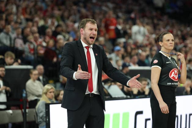 Anton Gavel BMA365 Bamberg Baskets, Head Coach gestures, GER, FC Bayern Basketball vs BMA365 Bamberg Baskets, Basketball, BBL Cup, BMW TOP FOUR, Semi-final, Season 2025 2026, 21 02 2026, GER, FC Bayern Basketball vs BMA365 Bamberg Baskets, Basketball, BBL Cup, BMW TOP FOUR, Semi-final, Season 2025 2026, 21 02 2026 Munich Copyright: xEibner-Pressefoto JennixMaulx EP_JML
