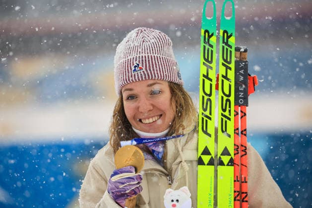 GIOCHI OLIMPICI - Olimpiadi Invernali Milano-Cortina 2026 - Biathlon Women s 12.5km Mass Start Oceane Michelon (FRA) 1st place, Gold Medal on the podium at the end of the Olympic Winter games, Winterspiele,Spiele, Summer games Milano-Cortina 2026, Biathlon Women s 12.5km Mass Start on February 21, 2026 at Antholz-Anterselva Biathlon Arena in Anterselva, Italy Cortina D Ampezzo Italy  Copyright: xIPAxSport ABACAx