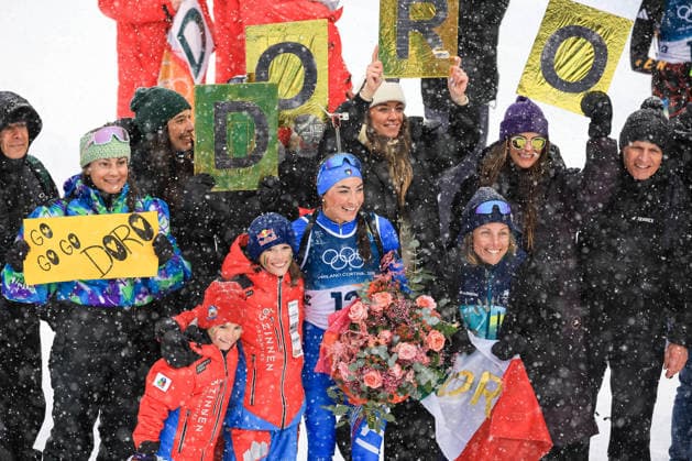 GIOCHI OLIMPICI - Olimpiadi Invernali Milano-Cortina 2026 - Biathlon Women s 12.5km Mass Start Dorothea Wierer (ITA) celebrates the last race of her career at the end of the Olympic Winter games, Winterspiele,Spiele, Summer games Milano-Cortina 2026, Biathlon Women s 12.5km Mass Start on February 21, 2026 at Antholz-Anterselva Biathlon Arena in Anterselva, Italy Cortina D Ampezzo Italy  Copyright: xIPAxSport ABACAx
