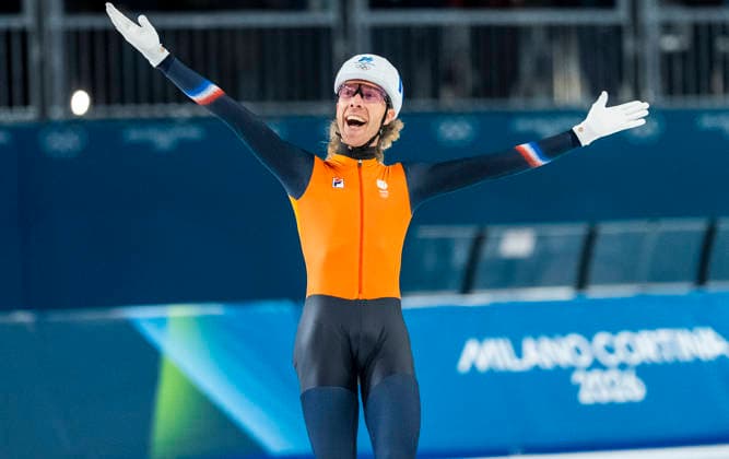Speed skating, Eisschnelllauf - Milano Cortina 2026 Winter Olympics: Day 15 Jorrit Bergsma of Team Netherlands celebrates after winning gold in the Speed Skating Men s Mass Start final on day fifteen of the Milano Cortina 2026 Winter Olympic Games, Olympische Spiele, Olympia, OS at Milano Speed Skating Stadium on February 21, 2026 in Milan, Italy. Milano Italy  Copyright: xAndrzejxIwanczukx originalFilename:iwanczuk-speedska260221_npE3A.jpg