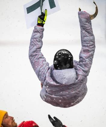 MILANO CORTINA 2026 - OLYMPISCHE WINTERSPIELE - ANTERSELVA - BIATHLON - 12,5KM MASSENSTART FRAUEN ** NUR FÜR REDAKTIONELLE ZWECKE ** EDITORIAL USE ONLY **<p>21 02 2026-Anterselva: Olympische Winterspiele Milano Cortina 2026 Biathlon Anterselva Biathlon Arena - Antholz Event: 12,5km Massenstart Frauen im Foto: Franziska Preuss 13 (GER) wird nach ihrem letzten Renne n gefeiert. ( Italien Venetien Antholz Copyright: SaschaxFromm *** MILANO CORTINA 2026 OLYMPIC WINTER GAMES ANTERSELVA BIATHLON 12.5KM MASS START WOMEN FOR EDITORIAL PURPOSES ONLY EDITORIAL USE ONLY p 21 02 2026 Anterselva Olympic Winter Games Milano Cortina 2026 Biathlon Anterselva Biathlon Arena Antholz Event 12,5km mass start women in photo Franziska Preuss 13 GER is celebrated after her last race Italy Veneto Anterselva Copyright SaschaxFromm Copyright: SaschaxFromm doc84oamltwa68bhikegy0 ,EDITORIAL USE ONLY