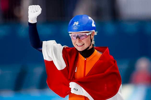 winner Marijke Groenewoud of the Netherlands celebrating and holding flag after Women s Mass Start Final, Milano Cortina 2026 Winter Olympics: Day 15, Speed skating, Eisschnelllauf - Milano Cortina 2026 Winter Olympics: Day 15, Milano Speed Skating Stadium, February 21, 2026, Milan, Italy.