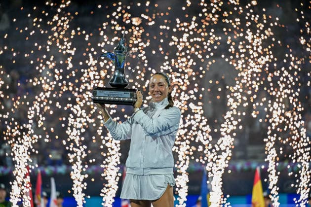 2026 Dubai Duty Free Tennis Championships DUBAI, UAE - FEBRUARY 21: American tennis player Jessica Pegula wins the women’s singles final of the Dubai Duty Free Tennis Championships against Ukrainian tennis player Elina Svitolina at the Dubai Duty Free Tennis Stadium in Dubai, United Arab Emirates, on February 21, 2026. Waleed Zein Anadolu Dubai United Arab Emirates. Editorial use only. Please get in touch for any other usage.  Copyright: x2026xAnadoluxWaleedxZeinx