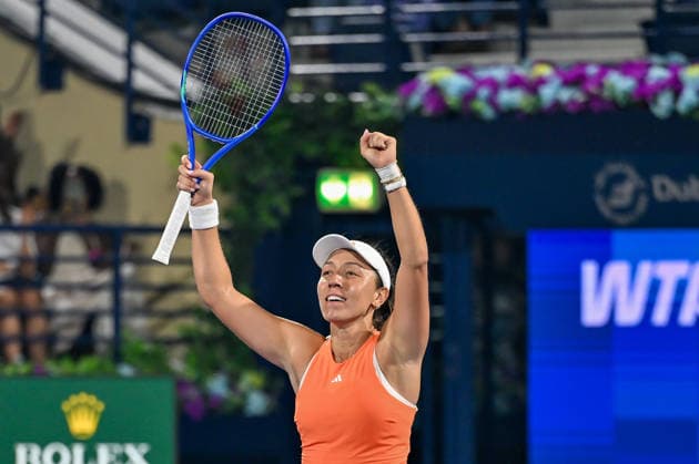 2026 Dubai Duty Free Tennis Championships DUBAI, UAE - FEBRUARY 21: American tennis player Jessica Pegula wins the women’s singles final of the Dubai Duty Free Tennis Championships against Ukrainian tennis player Elina Svitolina at the Dubai Duty Free Tennis Stadium in Dubai, United Arab Emirates, on February 21, 2026. Waleed Zein Anadolu Dubai United Arab Emirates. Editorial use only. Please get in touch for any other usage.  Copyright: x2026xAnadoluxWaleedxZeinx