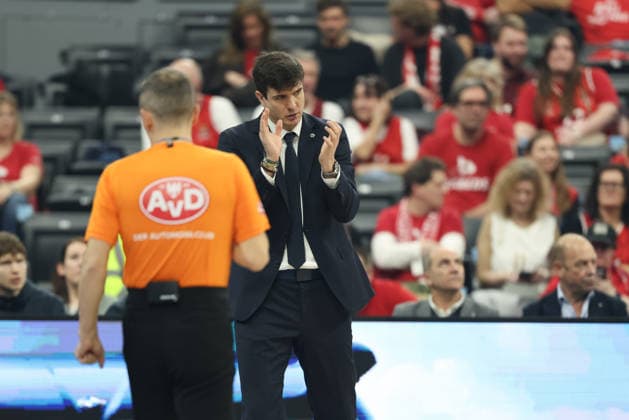 Pedro Calles Alba Berlin, Head Coach , GER, Alba Berlin vs EWE Baskets Oldenburg, Basketball, BBL Pokal, BMW TOP FOUR, Semifinal, Season 2025 2026, 21 02 2026, GER, Alba Berlin vs EWE Baskets Oldenburg, Basketball, BBL Pokal, BMW TOP FOUR, Semifinal, Season 2025 2026, 21 02 2026 Muenchen Copyright: xEibner-Pressefoto JennixMaulx EP_JML