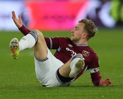 London, England, February 21 2026: Jarrod Bowen (20 West Ham United) loses his boot after being tackled during the Premier League game between West Ham United and AFC Bournemouth at London Stadium in London, England. (Photo by Jay Patel Sports Press Photo SPP) Copyright: xJayxPatel SportsxPressxPhoto SPPx Sportspressphoto_SPR95616
