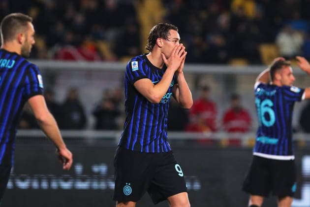 Francesco Pio Esposito of FC Internazionale Milano looks dejected during the serie A match between US Lecce and FC Internazionale Milano at Ettore Giardiniero - Via del Mare stadium in Lecce (Italy), February 21, 2026. massimilianoxcarnabuci