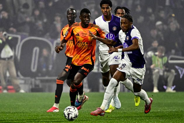 FOOTBALL : Toulouse vs PFC - 23eme Journee de Ligue1 McDonald S - Toulouse - 21 02 2026 Alimami Gory (pfc) vs Â¨Pape Diop (tfc) Toulouse  Copyright: xThierryxBretonx