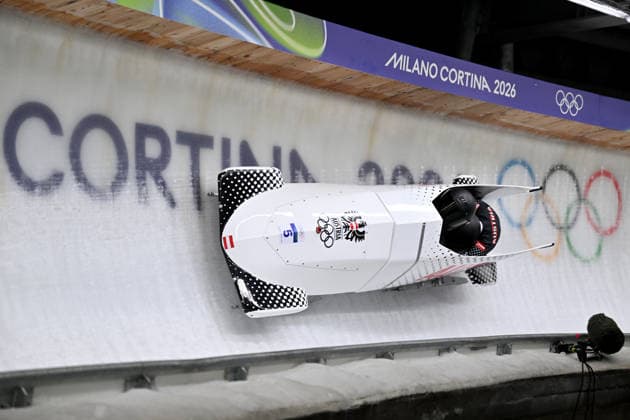 Cortina d Ampezzo, Italy, February 21th 2026. Katrin Beierl and Christania Simone Williams of Austria in action during the Bobsleight 2-woman Heat 3 and 4 race of the Olympic Winter games, Winterspiele,Spiele, Summer games 2026 in Cortina d Ampezzo, Italy. (Photo by Igor Kupljenik Sports Press Photo)  Copyright: xIgorxKupljenikx xSPPx Sportspressphoto_SPR95638
