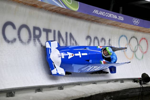 Cortina d Ampezzo, Italy, February 21th 2026. Simona De Silvestro and Anna Costella of Italy in action during the Bobsleight 2-woman Heat 3 and 4 race of the Olympic Winter games, Winterspiele,Spiele, Summer games 2026 in Cortina d Ampezzo, Italy. (Photo by Igor Kupljenik Sports Press Photo)  Copyright: xIgorxKupljenikx xSPPx Sportspressphoto_SPR95654