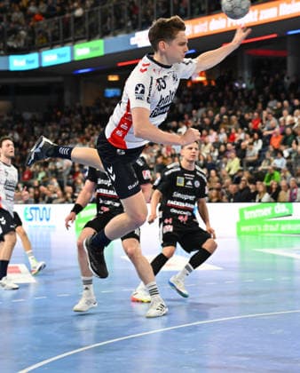 21 02 20265 Handball 1 Bundesliga DAIKIN HBL Season 2025 2026 22 Matchday HC Erlangen Metropolregion Nürnberg HCE SG Flensburg Handewitt xwoxzix Domen Novak 63, SG Flensburg Handewitt