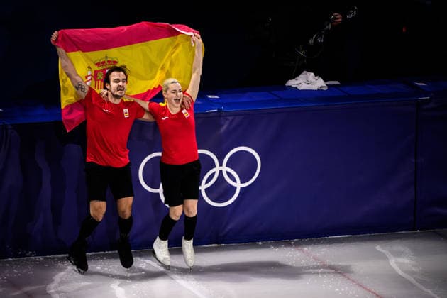 260221 Olivia Smart and Tim Dieck of Spain perform in the Figure skating, Eiskunstlauf Exhibition Gala during day 15 of the 2026 Winter Olympics on February 21, 2026 in Milan. Photo: Carl Sandin BILDBYRAN kod CS CS0890 konstakning figure skating kunstlop Olympic Games, Olympische Spiele, Olympia, OS olympics winter olympics os ol olympiska spel vinter-os olympiske leker milano cortina 2026 milan cortina 2026 milano cortina 2026 olympic games milano cortina 2026 winter olympic games milano cortina-os milano cortina-ol vinter-ol 15 bbeng *** 260221 Olivia Smart and Tim Dieck of Spain perform in the figure skating Exhibition Gala during day 15 of the 2026 Winter Olympics on February 21, 2026 in Milan Photo Carl Sandin BILDBYRAN code CS CS0890 konstakning figure skating kunstlop olympic games olympics winter olympics os ol olympiska spel vinter os olympiske leker milano cortina 2026 milan cortina 2026 milano cortina 2026 olympic games milano cortina 2026 winter olympic games milano cortina os milano cortina ol vinter ol 15 bbeng  Copyright: CARLxSANDIN BB260221CS028