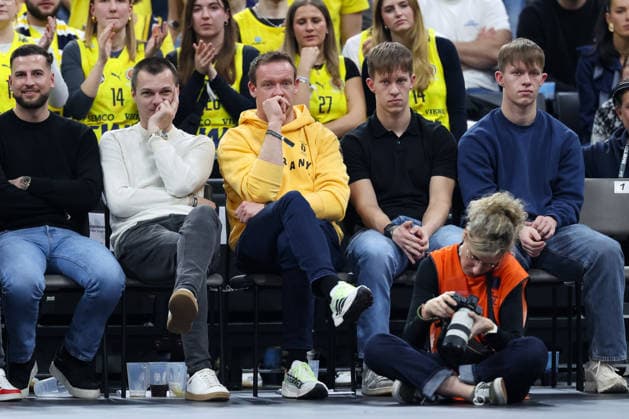 Felix Loch Detuscher Rodler , GER, Alba Berlin vs EWE Baskets Oldenburg, Basketball, BBL Pokal, BMW TOP FOUR, Semi-final, Season 2025 2026, 21 02 2026, GER, Alba Berlin vs EWE Baskets Oldenburg, Basketball, BBL Pokal, BMW TOP FOUR, Semi-final, Season 2025 2026, 21 02 2026 Muenchen Copyright: xEibner-Pressefoto JennixMaulx EP_JML
