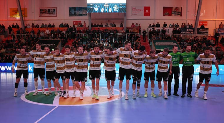 GER HBL2 season 2025 2026 VfL Potsdam vs HC Elbflorenz Dresden, 21 02 26, MBS Arena, Potsdam Welcome, warm-up ceremony, Team HC Elbflorenz