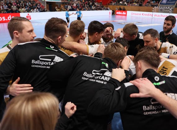 GER HBL2 Season 2025 2026 VfL Potsdam vs HC Elbflorenz Dresden, 21 02 26, MBS Arena, Potsdam Swearing-in, before the game, Team HC Elbflorenz