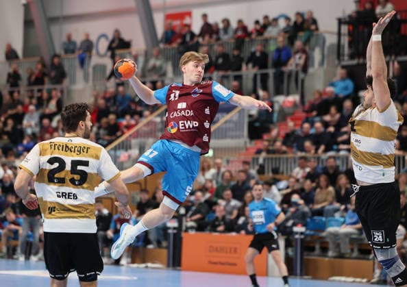 GER HBL2 Season 2025 2026 VfL Potsdam vs HC Elbflorenz Dresden, 21 02 26, MBS Arena, Potsdam Sebastian GREESS HC Elbflorenz 25 , Dustin KRAUS 1 VfL Potsdam 47 , Doruk PEHLIVAN HC Elbflorenz 11