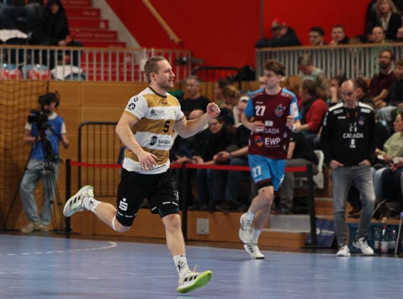 GER HBL2 Season 2025 2026 VfL Potsdam vs HC Elbflorenz Dresden, 21 02 26, MBS Arena, Potsdam Lukas WUCHERPFENNIG HC Elbflorenz 5 cheers after scoring, fist, emotion