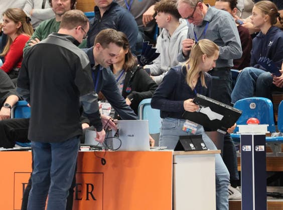 GER HBL2 season 2025 2026 VfL Potsdam vs HC Elbflorenz Dresden, 21 02 26, MBS Arena, Potsdam Interruption of the match, defective notebook, timekeeper under stress, technical defect