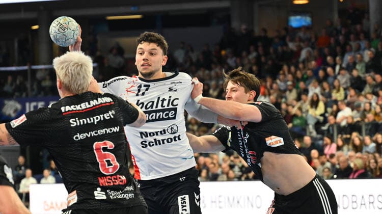 21 02 20265 Handball 1 Bundesliga DAIKIN HBL Season 2025 2026 22 Matchday HC Erlangen Metropolregion Nürnberg HCE SG Flensburg Handewitt xwoxzix Marko Grgic 17, SG Flensburg Handewitt Florian Scheerer 10, HC Erlangen HCE