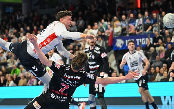21 02 20265 Handball 1 Bundesliga DAIKIN HBL Season 2025 2026 22 Matchday HC Erlangen Metropolregion Nürnberg HCE SG Flensburg Handewitt xwoxzix Marko Grgic 17, SG Flensburg Handewitt Florian Scheerer 10, HC Erlangen HCE