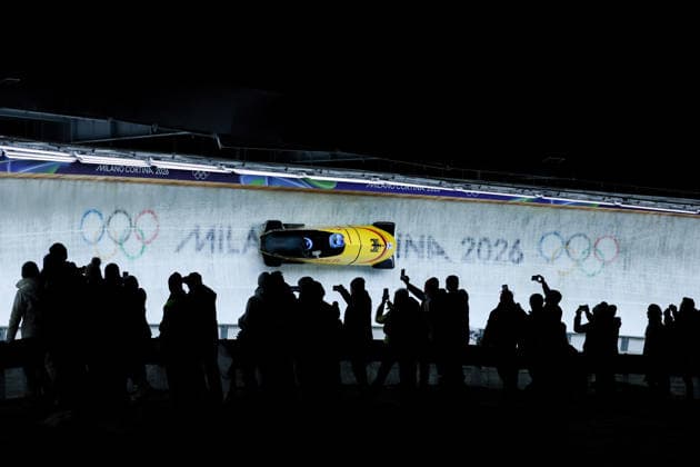 Olympische Winterspiele Milano Cortina 2026 Bob Zweierbob Frauen am 21.02.2026 im Cortina Sliding Centre in Cortina d™Ampezzo Kim Kalicki Talea Prepens ( Deutschland ) *** Olympic Winter Games Milano Cortina 2026 Bobsleigh two-man women on 21 02 2026 at the Cortina Sliding Center in Cortina d™Ampezzo Kim Kalicki Talea Prepens Germany xMSx
