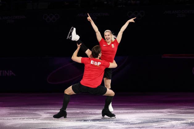 Winter Olympics - Figure skating, Eiskunstlauf Exhibition Gala Olivia Smart and Tim Dieck of Team Spain perform during a Figure Skating Exhibition Gala on day fifteen of the Milano Cortina 2026 Winter Olympic Games, Olympische Spiele, Olympia, OS at Milano Ice Skating Arena on February 21, 2026 in Milan, Italy. Photo by Alexis Jumeau ABACAPRESS.COM Milan Italy  Copyright: xJumeauxAlexis ABACAx
