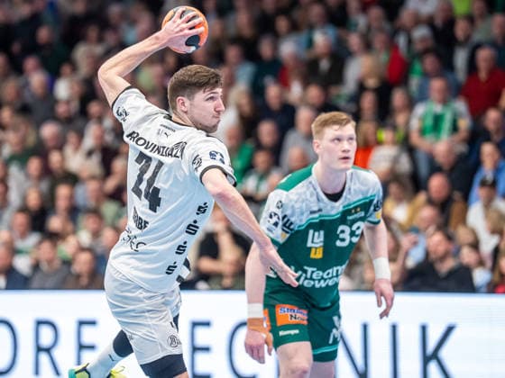 Lukas Zerbe THW Kiel, 24 on seven-meter penalty, Frisch Auf Goeppingen vs THW Kiel, Handball, 1 Bundesliga, Men, Season 2025 2026, 21 02 2026, Frisch Auf Goeppingen vs THW Kiel, Handball, 1 Bundesliga, Men, Season 2025 2026, 21 02 2026 Goeppingen Copyright: xEibner-Pressefoto MichaelxSchmidx EP_MST