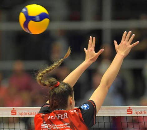 22 02 2026, block, hair, defense, braid, ball, fingernails, volleyball, Bundesliga, Dresdner SC Skurios Volleys Borken, c Dresden