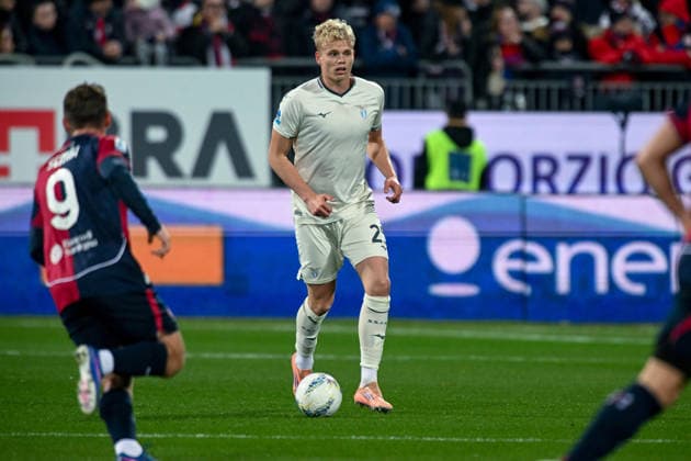 SS Lazio s Oliver Provstgaard in action during the Serie A soccer match between Cagliari Calcio and SS Lazio at the Unipol Domus in Cagliari, Sardinia - Saturday 21st February 2026. - Soccer  Copyright: x Â®xGianlucaxZuddas LaPressex