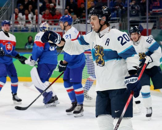 February 21, 2026, Milan, Lombardy, Italy: Sebastian Aho (20) of Team Finland scores a goal against Team Slovakia in the men s Ice hockey, Eishockey bronze medal game during the Milano Cortina 2026 Olympic Winter games, Winterspiele,Spiele, Summer games at Milano Santagiulia Ice Hockey Arena. Olympics 2026: Milano Cortina: Ice Hockey-Men Finals - Bronze Medal Game-SVK V FIN  - ZUMAm117 20260221_oly_m117_011 Copyright: xDavidxMcIntyrex