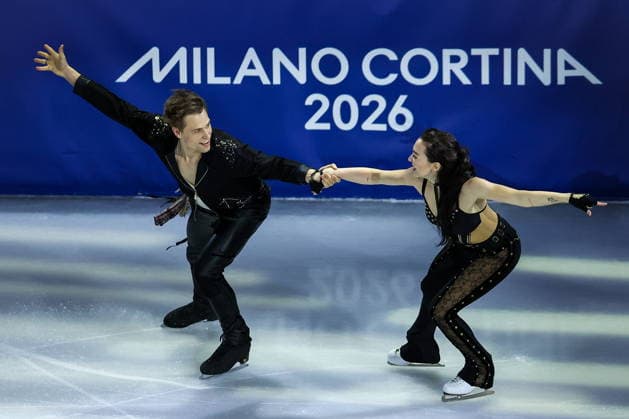 ITALY, MILAN - FEBRUARY 21, 2026: Ice dancers Allison Reed and Saulius Ambrulevicius of Lithuania perform during the Figure skating, Eiskunstlauf exhibition gala at the 2026 Winter Olympic Games, Olympische Spiele, Olympia, OS at Milano Ice Skating Arena. Peter Kovalev TASS  89057174