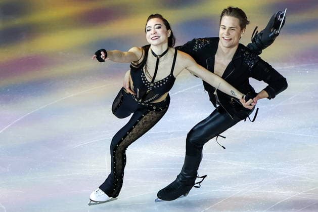 ITALY, MILAN - FEBRUARY 21, 2026: Ice dancers Allison Reed and Saulius Ambrulevicius of Lithuania perform during the Figure skating, Eiskunstlauf exhibition gala at the 2026 Winter Olympic Games, Olympische Spiele, Olympia, OS at Milano Ice Skating Arena. Peter Kovalev TASS  89058072