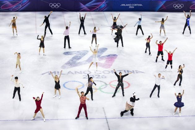 ITALY, MILAN - FEBRUARY 21, 2026: Athletes perform during the Figure skating, Eiskunstlauf exhibition gala at the 2026 Winter Olympic Games, Olympische Spiele, Olympia, OS at Milano Ice Skating Arena 2026 Winter Olympics: Figure Skating  - ZUMAt113 20260221_zaa_t113_848 Copyright: xPeterxKovalevx