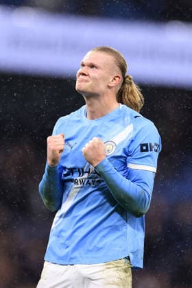 Fußball Premier League Manchester City gegen Newcastle United 21. Februar 2026 Premier League Manchester City gegen Newcastle United Erling Haaland von Manchester City feiert den Sieg Foto Simon Stacpoole Abseits Manchester UK  Copyright: xSimonxStacpoolexOffside