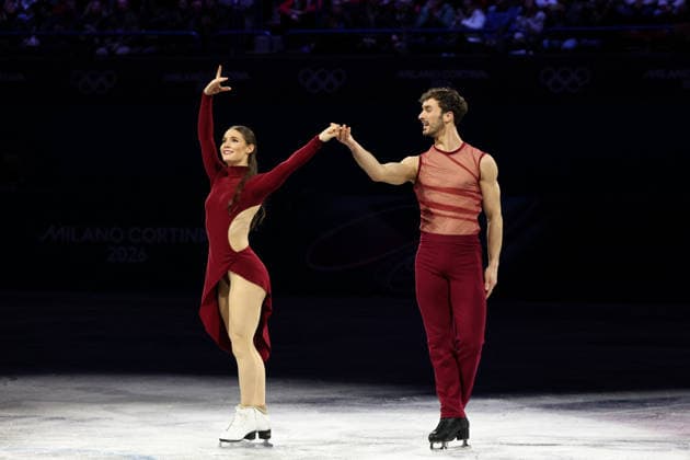 Winter Olympics - Laurence Fournier Beaudry and Guillaume Cizeron At Figure skating, Eiskunstlauf Exhibition Gala Laurence Fournier Beaudry and Guillaume Cizeron of Team France perform their Ice Dance routine during the Figure Skating Exhibition Gala on day fifteen of the Milano Cortina 2026 Winter Olympic Games, Olympische Spiele, Olympia, OS at Milano Ice Skating Arena on February 21, 2026 in Milan, Italy. Photo by Alexis Jumeau ABACAPRESS.COM Milan Italy  Copyright: xJumeauxAlexis ABACAx