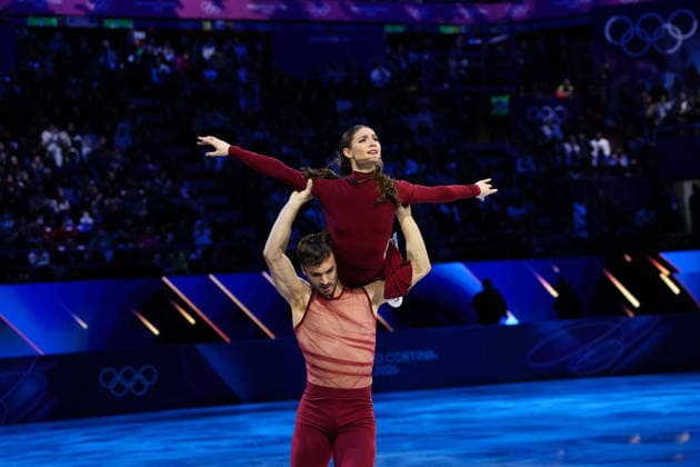 Winter Olympics - Laurence Fournier Beaudry and Guillaume Cizeron At Figure skating, Eiskunstlauf Exhibition Gala Laurence Fournier Beaudry and Guillaume Cizeron of Team France perform their Ice Dance routine during the Figure Skating Exhibition Gala on day fifteen of the Milano Cortina 2026 Winter Olympic Games, Olympische Spiele, Olympia, OS at Milano Ice Skating Arena on February 21, 2026 in Milan, Italy. Photo by Alexis Jumeau ABACAPRESS.COM Milan Italy  Copyright: xJumeauxAlexis ABACAx