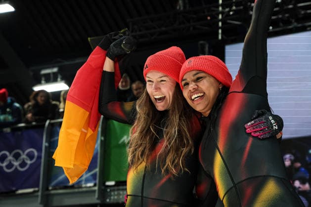 GIOCHI OLIMPICI - Olimpiadi Invernali Milano-Cortina 2026 - Bobsleigh 2-woman Laura Nolte Deborah Levi (GER) 1st place, Gold Medal at the end of the Olympic Winter games, Winterspiele,Spiele, Summer games Milano-Cortina 2026, Bobsleigh 2-woman Heat 4 Final on February 21, 2026 at Cortina Sliding Center in Cortina d Ampezzo, Italy Cortina D Ampezzo Italy  Copyright: xIPAxSport ABACAx