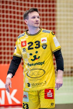 Krefeld, 21 02 2026, Handball, Gentlemen, 2 Bundesliga, 20 Matchday, 2025 2026 HSG Krefeld Lower Rhine TV 05 07 Hüttenberg Mike Schulz HSG Krefeld Lower Rhine, 23 Krefeld Glockenspitzhalle NRW Germany