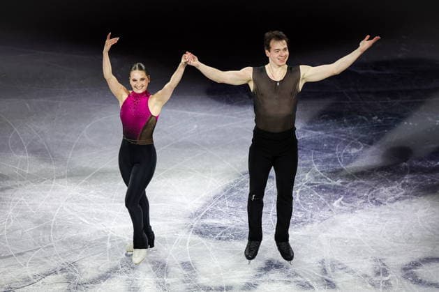 ITALY, MILAN - FEBRUARY 21, 2026: Pair skaters Maria Pavlova and Alexei Sviatchenko of Hungary perform during the Figure skating, Eiskunstlauf exhibition gala at the 2026 Winter Olympic Games, Olympische Spiele, Olympia, OS at Milano Ice Skating Arena 2026 Winter Olympics: Figure Skating  - ZUMAt113 20260221_zaa_t113_968 Copyright: xPeterxKovalevx