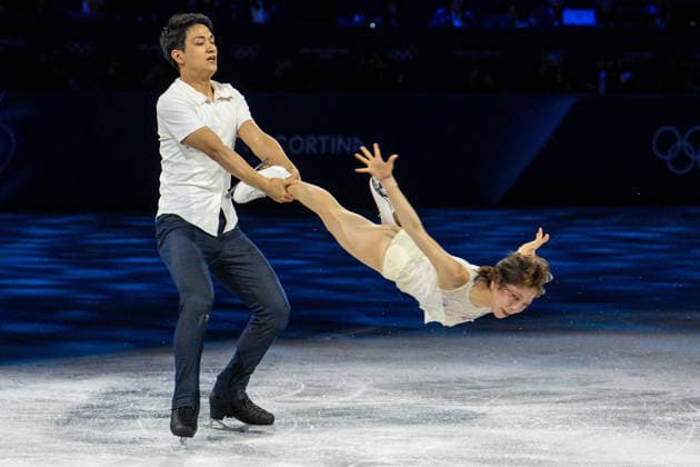 Figure skating, Eiskunstlauf - Milano Cortina 2026 Winter Olympics: Day 15 Riku Miura , Ryuichi Kihara during Milano Cortina 2026 Winter Olympics Figure Skating exhibition gala at Milano Ice Skating Arena in Milan on February 21, 2026 Milan Italy  Copyright: xFotoxOlimpikx originalFilename:jastrzebowski-figuresk260221_nprtP.jpg