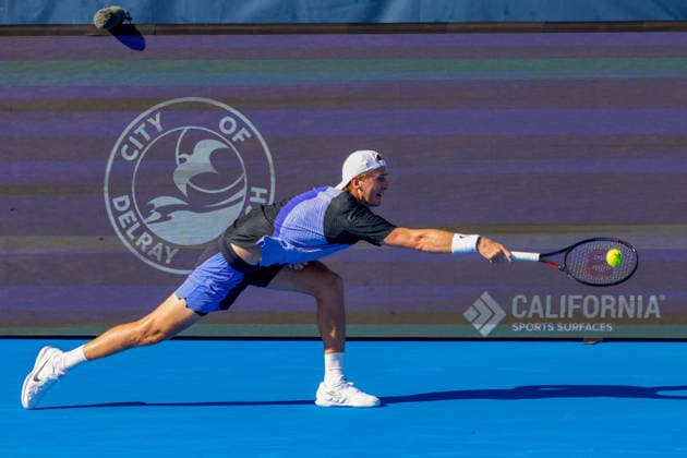 DELRAY BEACH, FL - FEBRUARY 21: Sebastian Korda (USA) in action during his Semi Final match against Flavio Cobolli (ITA) at the Delray Beach Open on February 21, 2026, at Delray Beach Stadium & Tennis Center in Delray Beach, Florida.(Photo by Chris Arjoon Icon Sportswire). TENNIS: FEB 21 Delray Beach Open EDITORIAL USE ONLY Icon2602210010009