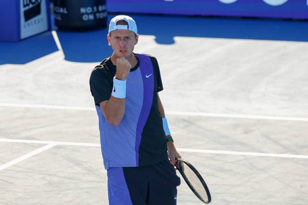 DELRAY BEACH, FL - FEBRUARY 21: Sebastian Korda (USA) in action during his Semi Final match against Flavio Cobolli (ITA) at the Delray Beach Open on February 21, 2026, at Delray Beach Stadium & Tennis Center in Delray Beach, Florida.(Photo by Chris Arjoon Icon Sportswire). TENNIS: FEB 21 Delray Beach Open EDITORIAL USE ONLY Icon2602210010019