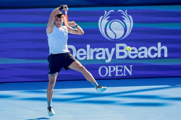 DELRAY BEACH, FL - FEBRUARY 21: Flavio Cobolli (ITA) in action during his Semi Final match against Sebastian Korda (USA) at the Delray Beach Open on February 21, 2026, at Delray Beach Stadium & Tennis Center in Delray Beach, Florida.(Photo by Chris Arjoon Icon Sportswire). TENNIS: FEB 21 Delray Beach Open EDITORIAL USE ONLY Icon2602210010038