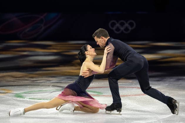 February 21, 2026, Milano, Lombardy, Italy: Marco Fabbri and Charlene Guignard of Italy performs in the Figure skating, Eiskunstlauf Gala during the 2026 Winter Olympics at the Milano Ice Skating Arena on Saturday in Milano. Olympics 2026: Milano Cortina: Figure Skating Men s  - ZUMAj89_ 20260221_oly_j89_062 Copyright: xPaulxKitagakixJr.x