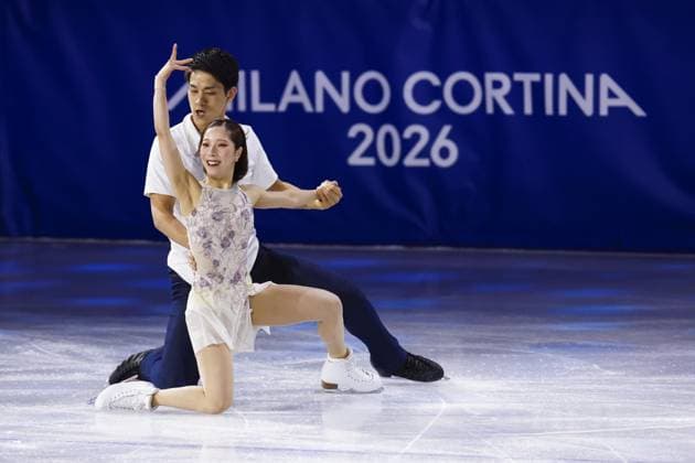 Milan Cortina Olympics: Figure skating, Eiskunstlauf Japanese figure skating pair Riku Miura (front) and Ryuichi Kihara perform in the exhibition gala at the Milan Cortina Olympics on Feb. 21, 2026, at Milano Ice Skating Arena in Milan.  A14AA0005313713P