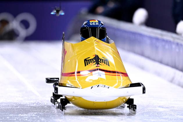 BUCKWITZ Lisa Team GER mit SCHUTEN Neele Bob Finale 2er Bob der Frauen 2.Platz Olympics - Olympische Winterspiele 2026 Mailand - Cortina 06 - 22 Februar 2026 in Italien am 21.02. 2026 in Cortina *** BUCKWITZ Lisa Team GER with SCHUTEN Neele Bobsleigh final womens 2-man bobsleigh 2 place Olympics Olympic Winter Games 2026 Milan Cortina 06 February 22, 2026 in Italy on February 21, 2026 in Cortina Copyright: xx