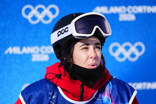 February 22, 2026, Livigno, Italy: Canada s Rachael Karker looks on after her first run in the women s freeski halfpipe at the Milano Cortina 2026 Winter Olympic Games, Olympische Spiele, Olympia, OS in Livigno, Italy on Sunday, Feb. 22, 2026. Canada News - February 22, 2026  - ZUMAc35_ 20260222_zaf_c35_001 Copyright: xSeanxKilpatrickx
